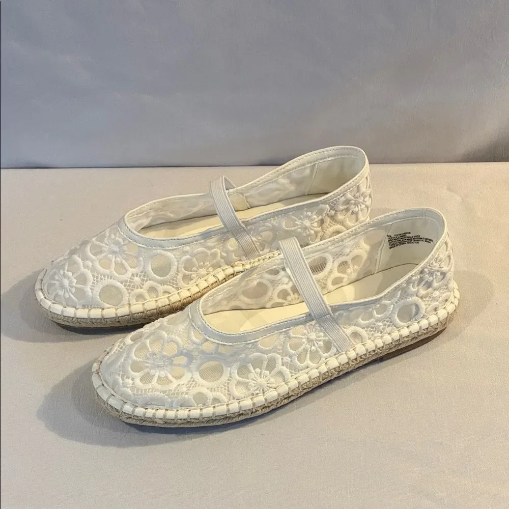 Universal Thread White Celia floral lace Mary Jane espadrille flats size 9.5